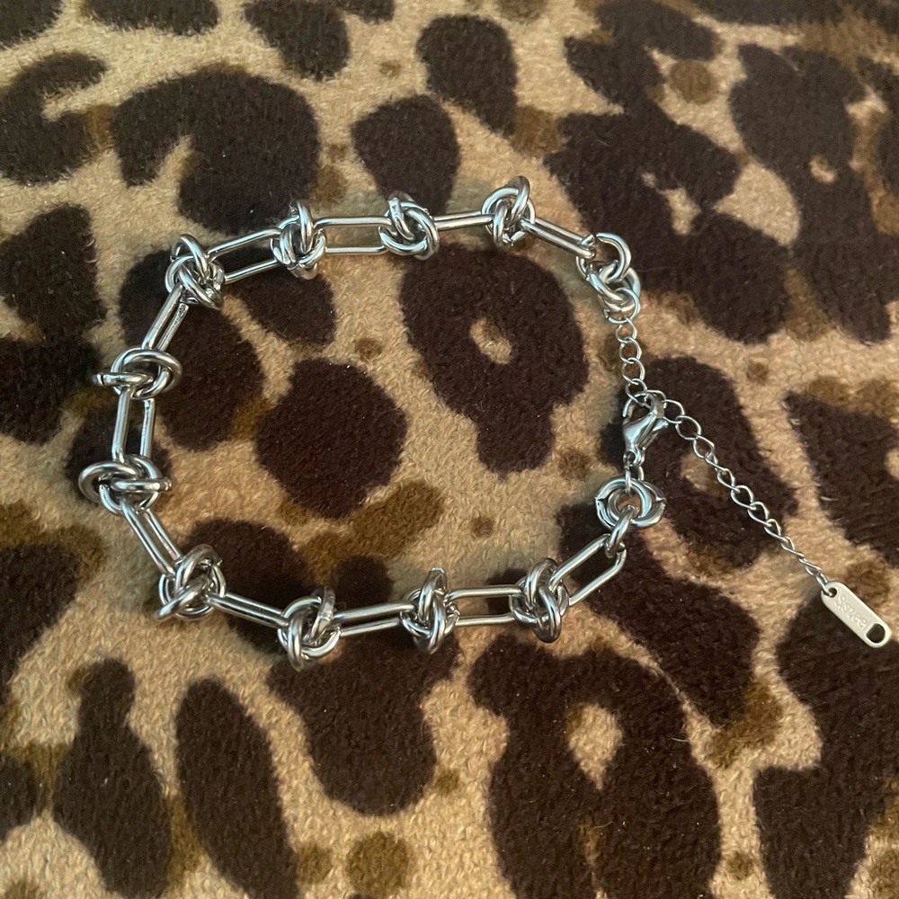 New Silver Bone Link Bracelet Edgy Design